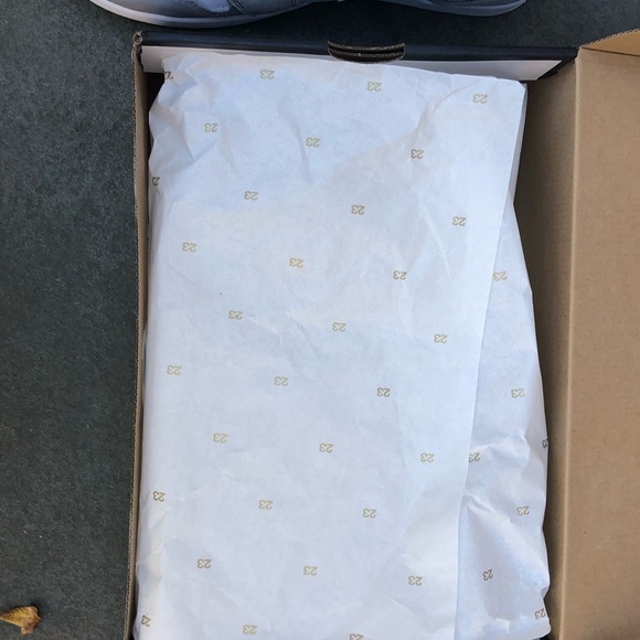 Jordan 1 Grey Green SE (Dead-Stock) - Picture 10 of 13